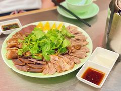 卤狮头鹅七拼-潮界(LU·ONE凯德晶萃广场店)