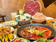 -旧街市鲜货老火锅(大光路店)