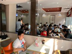 大堂-穆得·老周家牛肉烧饼(普利街店)