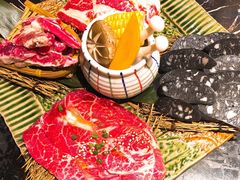 -山川小町·极番烧肉(新地假日广场店)