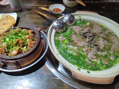 -乐山食古香跷脚牛肉