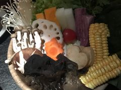 -湊湊火锅·茶憩(新中关购物中心店)