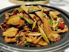 干锅鲜笋-小河盐帮·私家菜·烤鸭(三元桥·霄云路店)