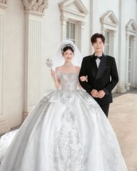 -第一夫人婚纱摄影(南京店)