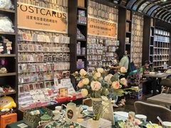 -钟书阁(松江泰晤士小镇店)