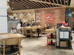 -必胜客(柳州万象城店)