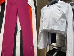 -lululemon(上海浦东IFC店)