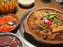 -蔡婶牛腩牛杂煲(长安万科店)