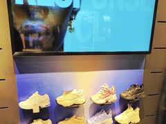 -adidas(吴中路万象城店)