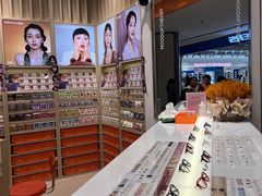 -moody彩瞳(环宇城店)
