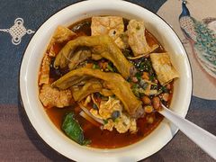 -丽丽三鲜螺蛳粉(田林路店)