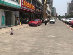 -覃记海鲜美食餐厅