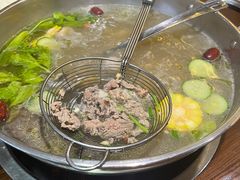 -乡土黄·鲜牛肉火锅·小龙虾(兴业街店)