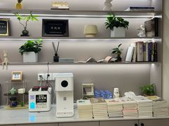 -壹点灵·心理咨询中心(中山公园店)