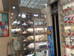 -百荣世贸商城