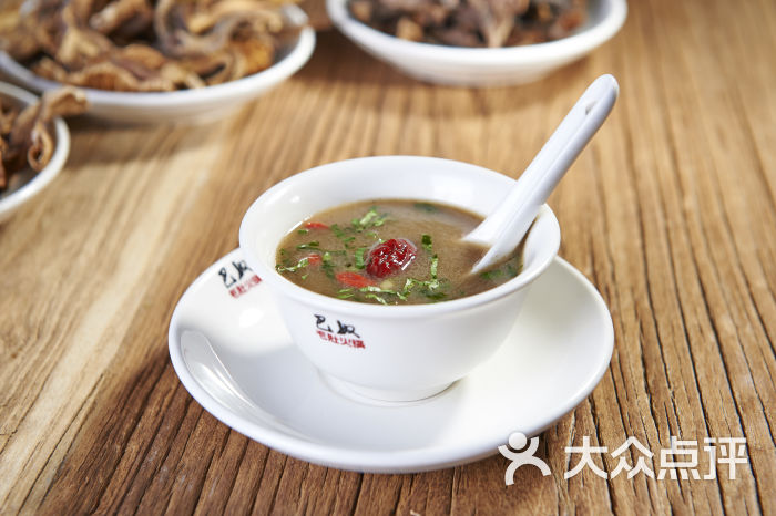 巴奴毛肚火锅(金水东路店)菌汤图片 - 第3张