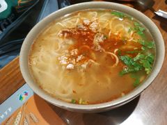 -亮亮面馆(经六路店)