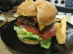 -HELLO 27 意面·沙拉·帕尼尼