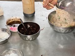 -正宗杨记普洱酸醋米线(总店)
