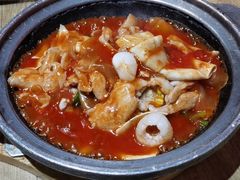 -极有家小鱼小鸡石锅煲(佳兆业店)