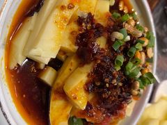 -亮欢寨酸汤鱼(沙冲路店)