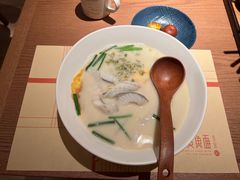 招牌黄鱼面-荣家黄鱼面(前滩太古里店)
