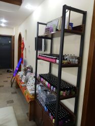 -杉惠素颜美妆皮肤管理中心