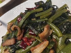 -郑庄脂渣海鲜楼(九水路店)