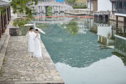 -唯一旅拍·颂当代影像艺术中心(上城店)
