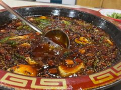 -烧哥美蛙肥肠鱼火锅·十五年社区店