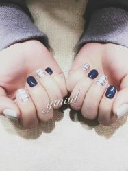 -逸日式美甲美睫工作室