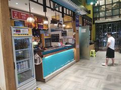 -黄泥岗·地道湖北菜(奥特莱斯店)