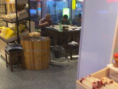 -临街徽菜馆·正宗黄山味