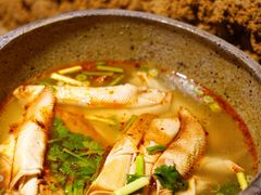 -破瓦寒窑·地摊烤羊排