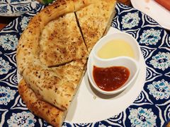 新疆烤馕-阿罗新疆菜(人民广场店)