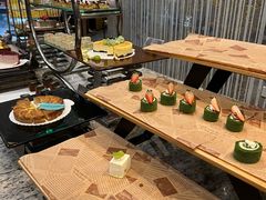 -怡豪大饭店·49楼旋转自助餐厅