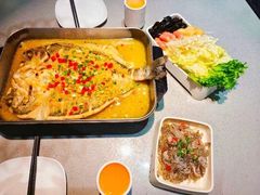 -半天妖|烤鱼·冒烤鸭(汉中吾悦广场店)