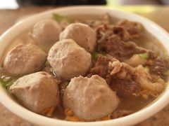 牛肉丸粿条汤-老四家黄东明牛肉丸