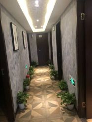 -PE SALON