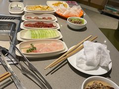 -海底捞火锅(新松江路店)
