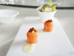 三文鱼-新光酒家·河豚·海鲜·蟹料理(浦东店)