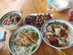 -香辉食馆(新兴路店)