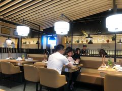 -山城外·非遗酸菜鱼(新都汇融店)