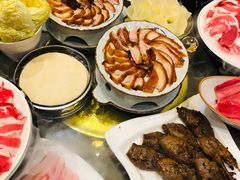 -龙聚德北京烤鸭(沙坪坝华宇A馆店)