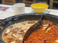 菌汤鸳鸯锅-卤校长重庆火锅(合肥宁国路店)