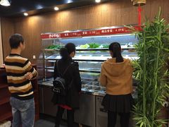 -巴适得板川味小火锅(百盛步行街广场店)