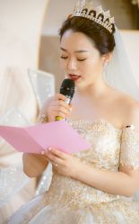 -乔伊婚纱