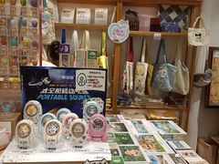 -猫的天空之城概念书店(杭州南宋御街店)