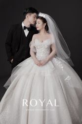 点击看大图 -挪娅婚纱摄影皇家会所