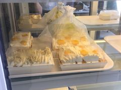 -三三烘焙坊(滨江店)